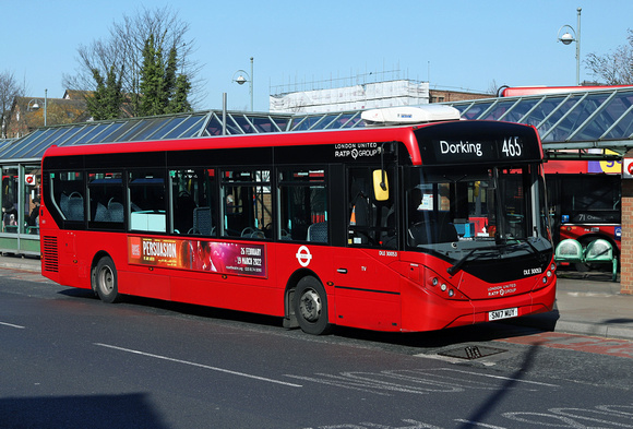 Route 465, London United RATP, DLE30053, SN17MUY, Kingston