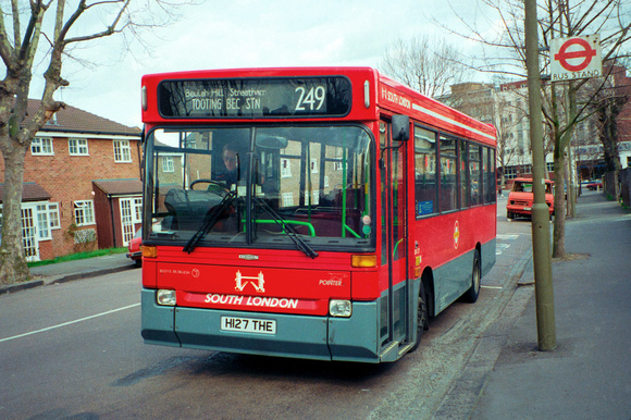 Route 249, South London Buses, DR27, H127THE, Pollards Hill