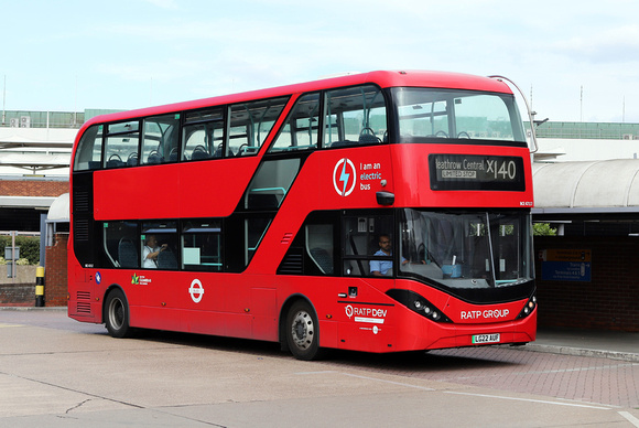 Route X140, London Sovereign RATP, BCE47117, LG22AUF, Heathrow