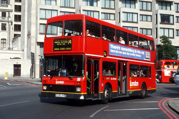Route 74, London General, NV136, R336LGH, Marble Arch