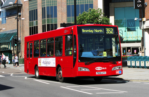 Route 352, Metrobus 267, PN06UYX, Bromley