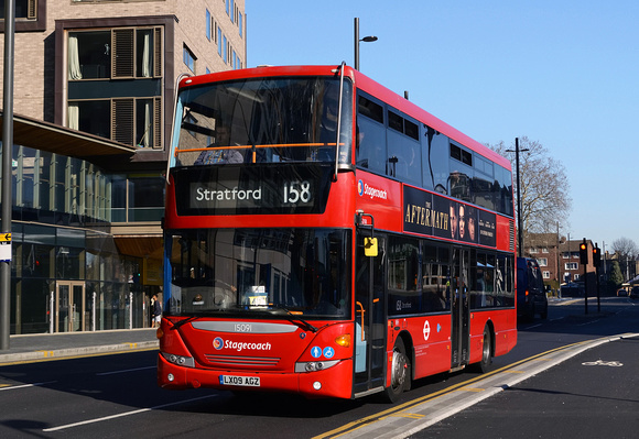 Route 158, Stagecoach London 15091, LX09AGZ, Stratford