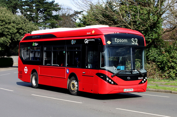 Route S2, Go Ahead London, SEe243, LG73FYC, Ewell