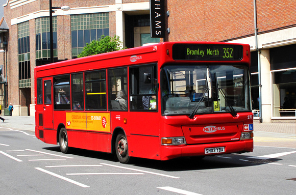 Route 352, Metrobus 271, SN03YBA, Bromley