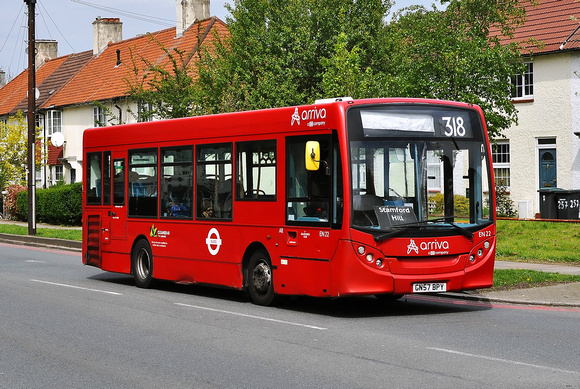 Route 318, Arriva London, EN22, GN57BPY, White Hart Lane