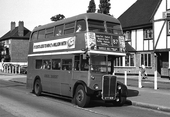 Route 87, London Transport, RT1790, KYY628, Barking