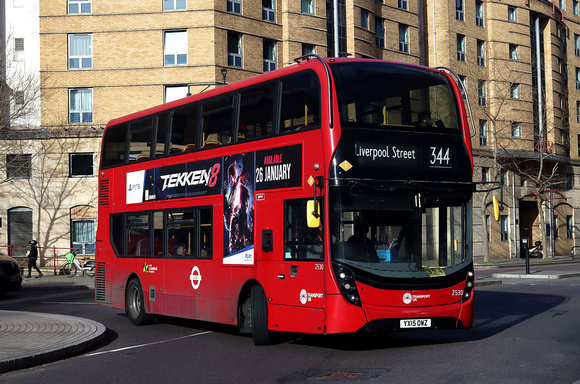 Route 344, Transport UK 2530, YX15OWZ, St George's Circus