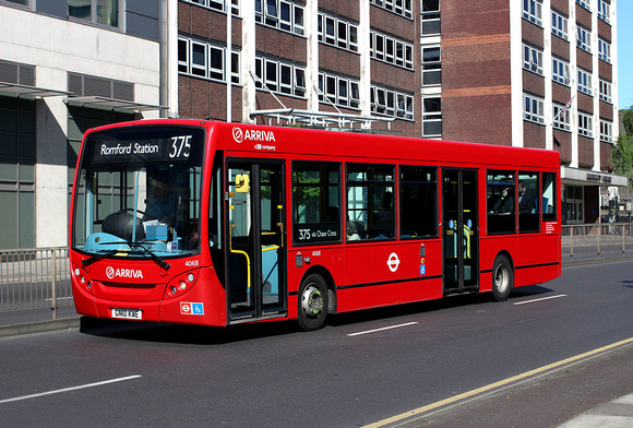 Route 375, Arriva Southend 4068, GN10KWE, Romford