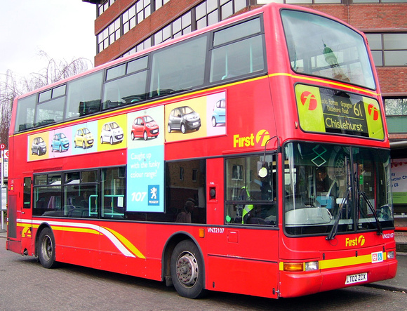 Route 61, First London, VN32107, LT02ZCX, Bromley