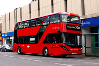Route 290, London United RATP, BCE47071, LG71DYO, Staines