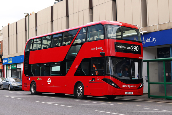 Route 290, London United RATP, BCE47071, LG71DYO, Staines