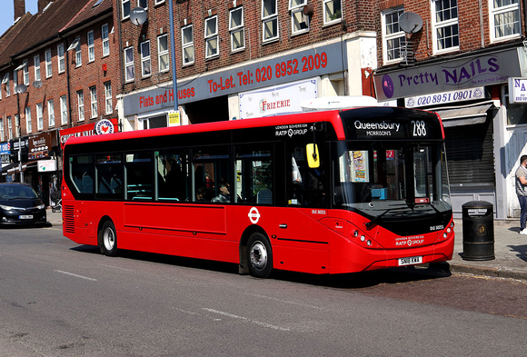Route 288, London Sovereign RATP, DLE30251, SN18KWA, Edgware