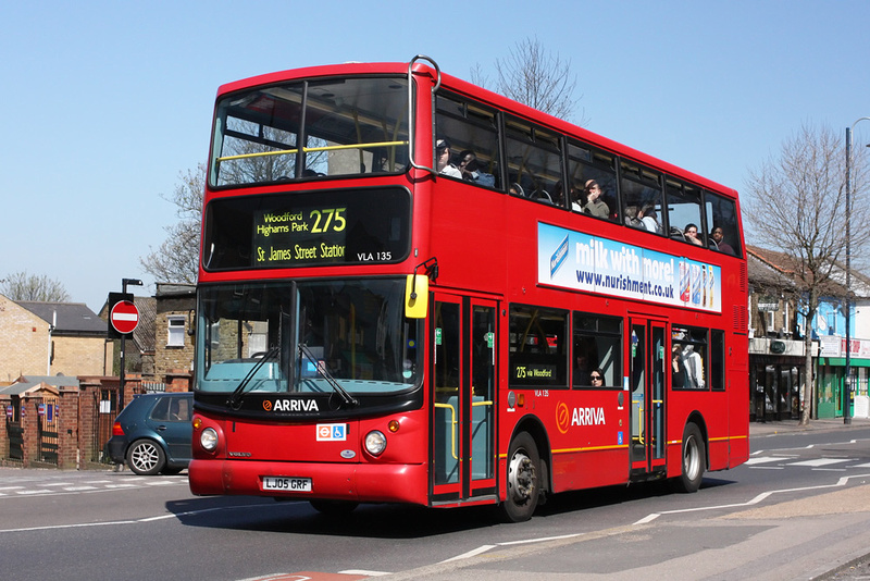 London Bus Routes | Route 275: Barkingside - St James's Street