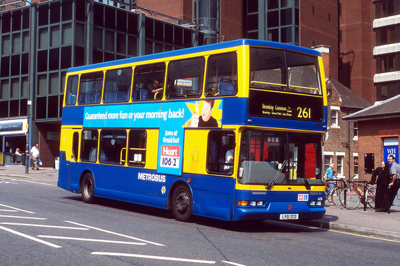 Route 261, Metrobus 428, LV51VCD, Bromley South Stn