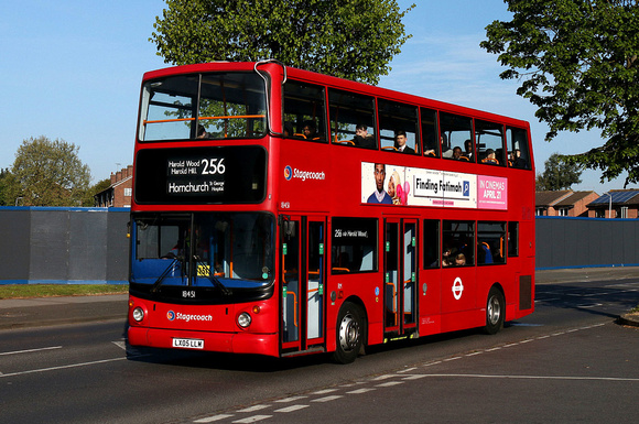 Route 256, Stagecoach London 18451, LX05LLN, Harold Hill
