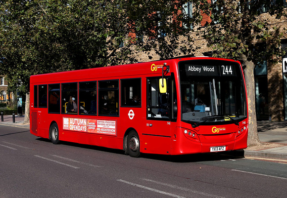 Route 244, Go Ahead London 748, YX13AFZ, Woolwich