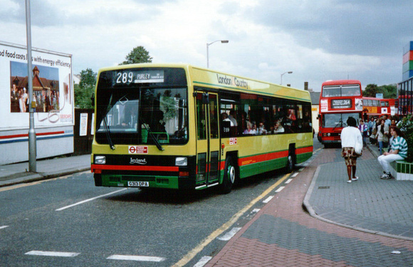 Route 289, London & Country 313, G313DPA, West Croydon