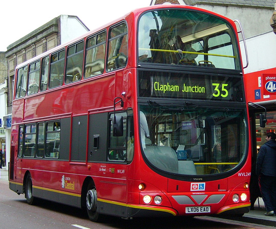 Route 35, London Central, WVL249, LX06EAO, Clapham Junction
