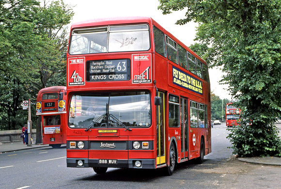 Route 63, London Transport, T1088, B88WUV, Crystal Palace