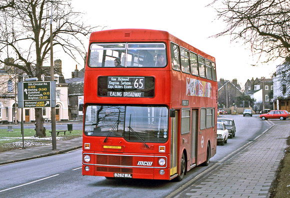 Route 65, London Transport, M1262, B262WUL, Kew