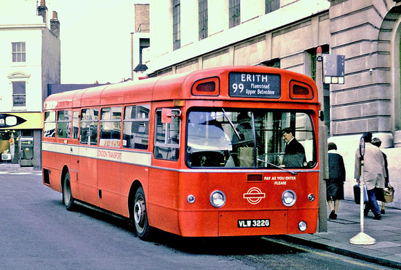 Route 99, London Transport, MB322, VLW322G, Woolwich