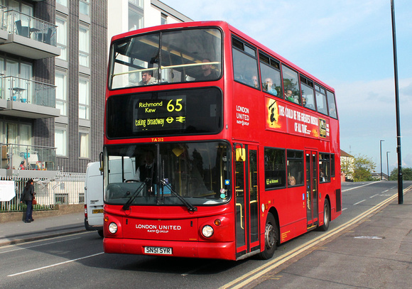 Route 65, London United RATP, TA212, SN51SYR, Great West Quarter