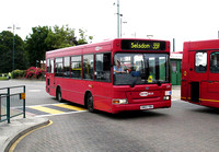 Route 359, Metrobus 275, SN03YBH, Addington Village