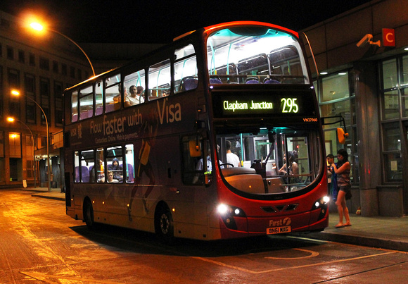 Route 295, First London, VN37960, BN61MXG, Hammersmith