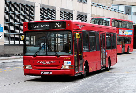 Route 283, London United RATP, DPS586, SN51TDX, Hammersmith