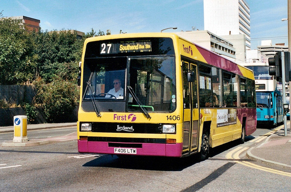 Route 27, First Essex 1406, F406LTW, Southend