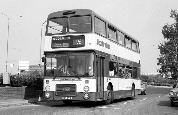 Route 96, Bexleybus, L216, E916KYR, Dartford