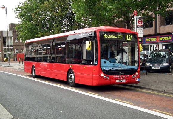 Route H37, London United RATP, OT9, YJ11EHR, Hounslow