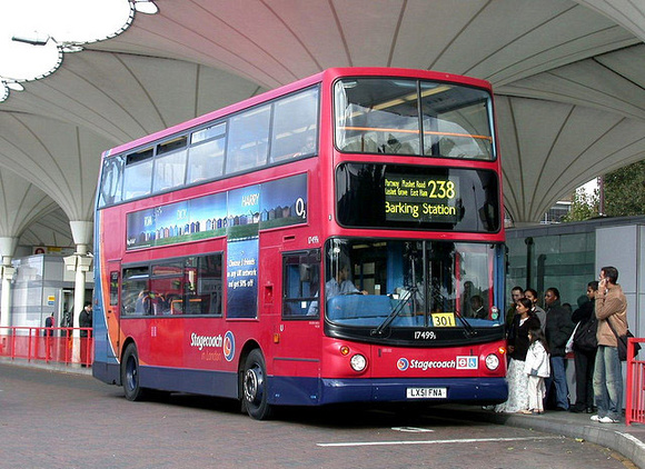 Route 238, Stagecoach London 17499, LX51FNA, Stratford