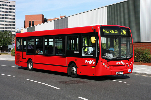 Route 228, First London, DML44046, YX58FPD, White City