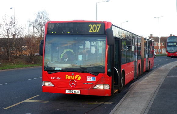Route 207, First London, EA11084, LX03HDH, Hayes By Pass