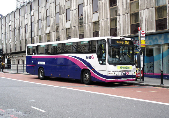 Route 702, First Berkshire 20369, CV55AMU, Victoria