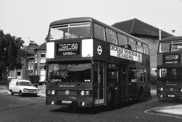 Route 150, London Transport, T233, EYE233V