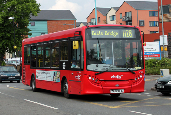 Route H28, Abellio London 8587, YX62DFE, West Middlesex Hospital