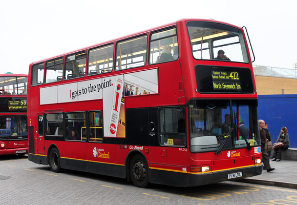Route 422, London Central, PVL256, PL51LDX, Woolwich