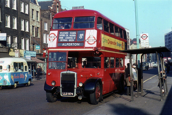 Route 8B, London Transport, RTW484, LLU974, Willesden