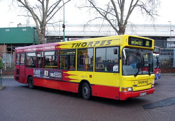 Route 210, Thorpes, DLF37, S537JLM, Golders Green