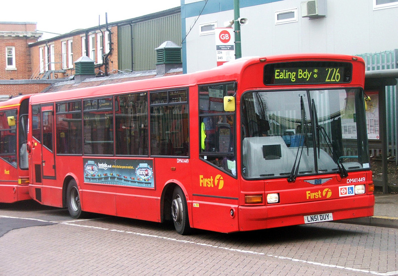 London Bus Routes | Route 226: Ealing Broadway - Golders Green