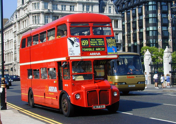 Route 159, Arriva London, RM531, WLT531