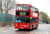 Route 142, Arriva The Shires 6016, KL52CXH