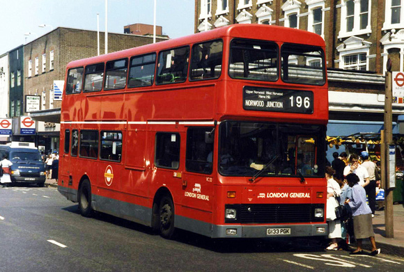 Route 196, London General, VC33, G133PGK, Brixton
