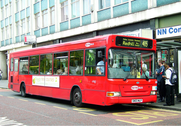 Route 405, Metrobus 208, SN03WLP, Croydon