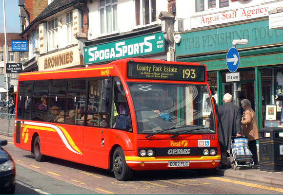 Route 193, First London, OOL53107, EO02FLG, Hornchurch