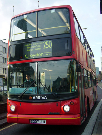 Route 250, Arriva London, DLA7, S207JUA, Croydon