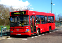 Route T32, Metrobus 286, SN03YCK, Addington Village