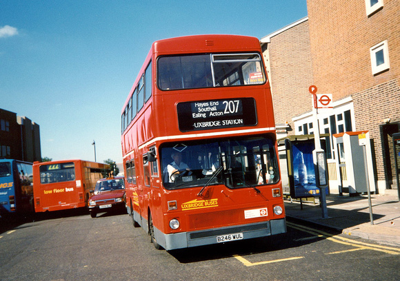 Route 207, Uxbridge Buses, M1246, B246WUL
